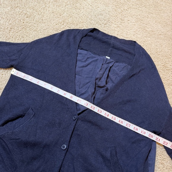 Lululemon Navy Blue Cardigan Cardi in the Front Size 4 - Picture 8 of 11